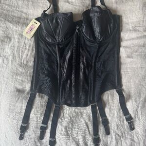 What Katie Did, Merry widow black corset, BNWT 38D.